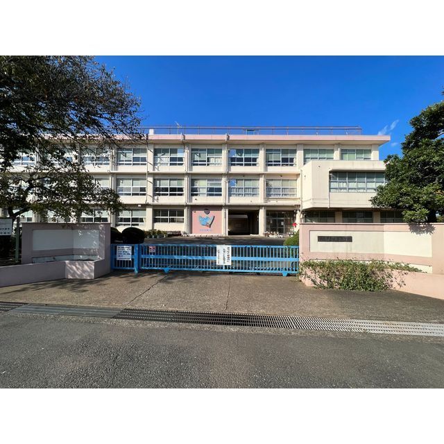 小学校　城島小学校（小学校）まで447m