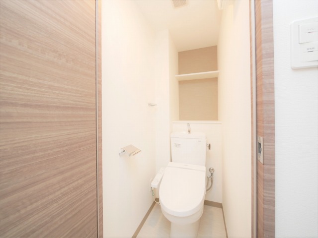 トイレ　シンプルで使いやすいトイレです