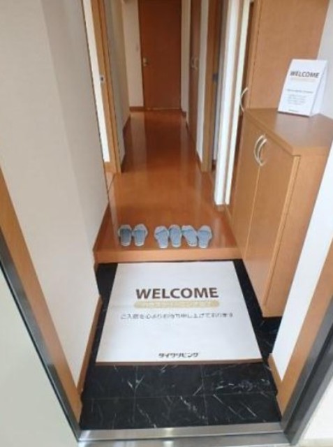 玄関　反転タイプ