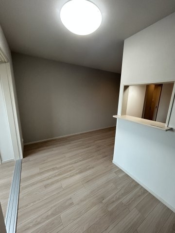 GAZELLE NOAH尼崎次屋の内装写真
