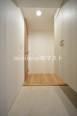 玄関　※別号室参考写真