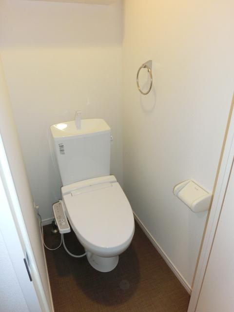 トイレ　きれいなトイレです