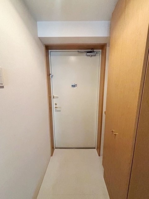玄関　別部屋同仕様タイプ