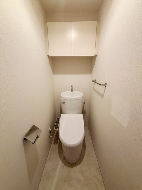 トイレ　別部屋同仕様タイプ