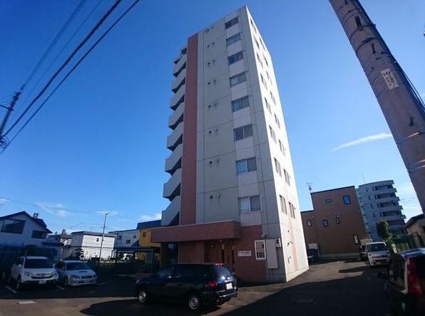 建物外観　★最上階★角部屋★エレベーター★敷地内駐車場★