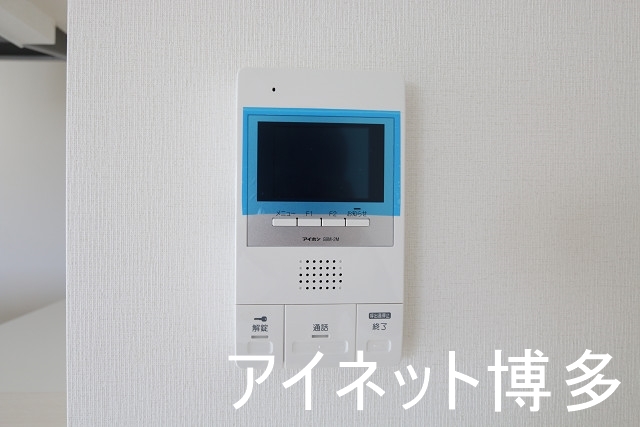 セキュリティ　安心のモニター付きインターフォン