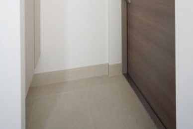 玄関　別部屋参考画像です