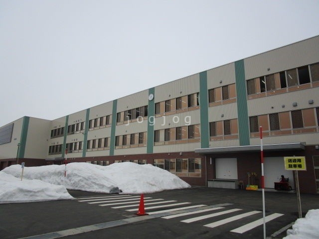 その他　中央小学校（その他）まで360m
