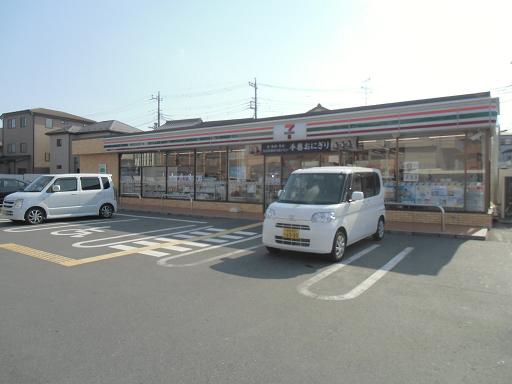コンビニ　セブン－イレブン草加弁天１丁目店（コンビニ）まで495m