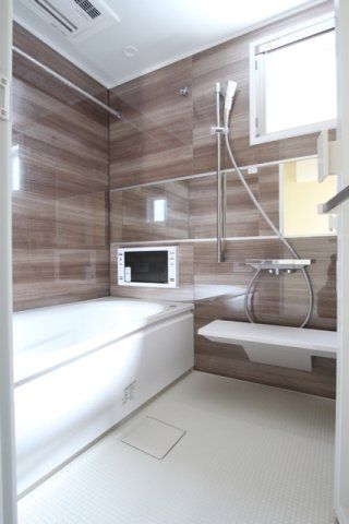 バス・シャワールーム