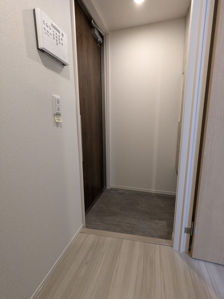 玄関　玄関
