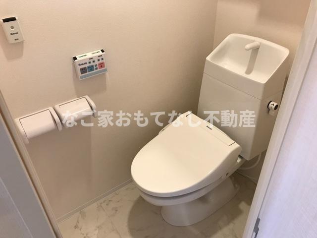 トイレ　Y-Fleur（ワイフルール）　お問合せはなご家おもてなし不