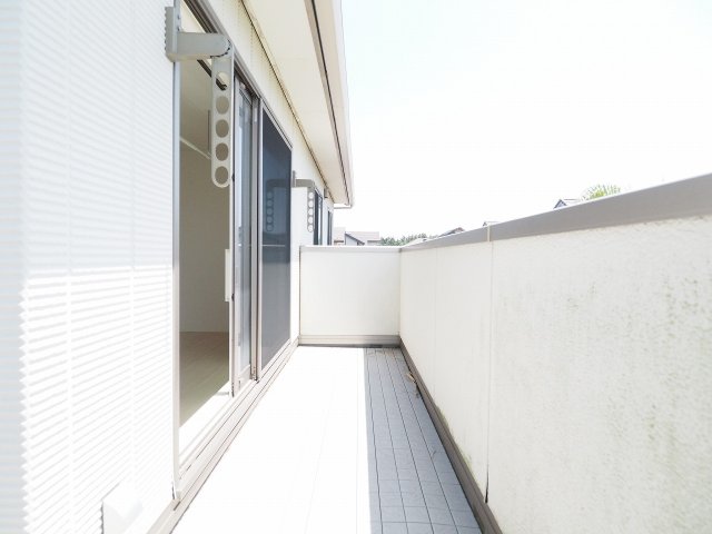 バルコニー　南西向きのバルコニー