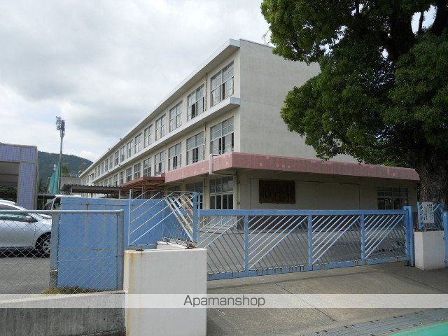 小学校　田町小学校（小学校）まで765m