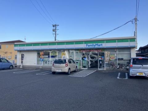 コンビニ　ファミリーマート　碧南芸文ホール前店（コンビニ）まで137m