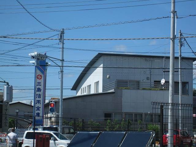銀行　三島信用金庫三島谷田支店（銀行）まで732m