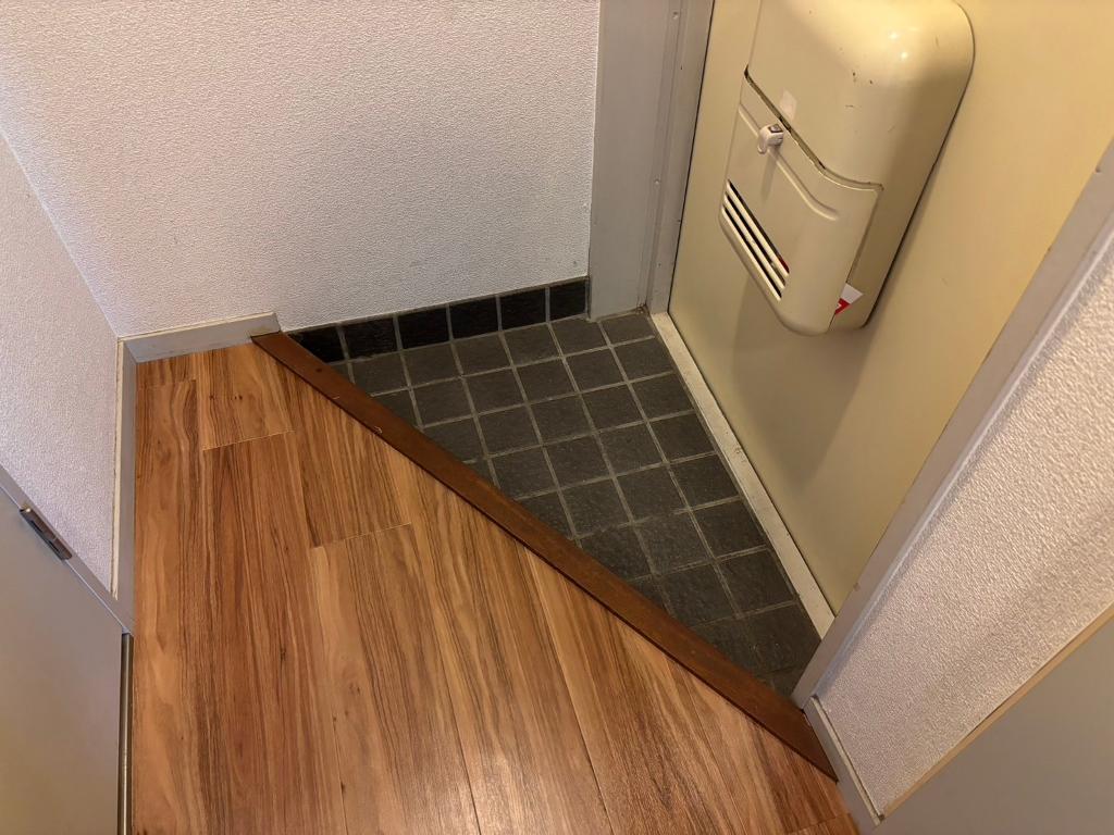 玄関　PROXYスクエア―徳川