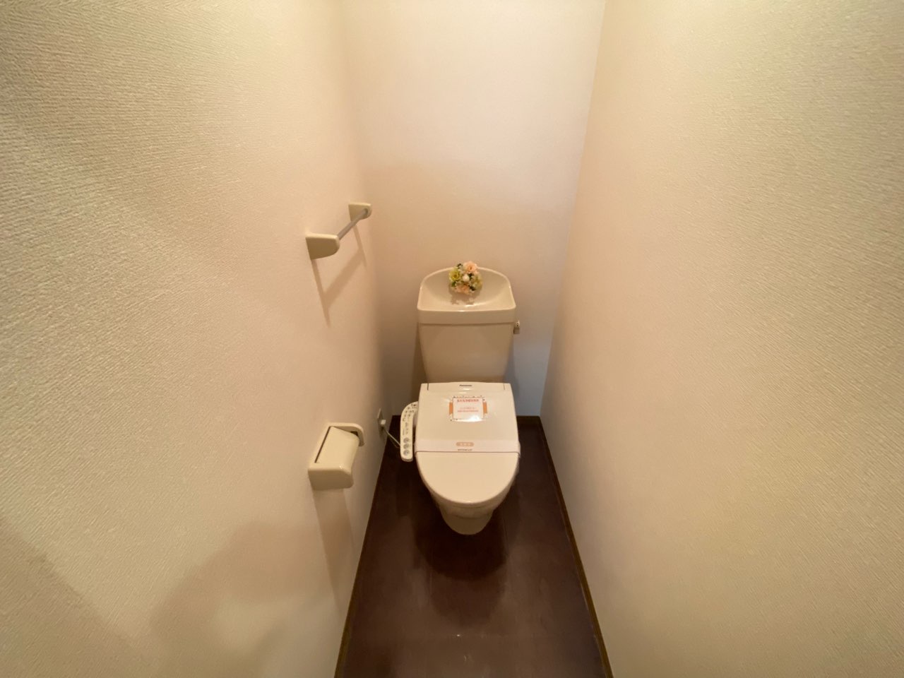 トイレ　温水洗浄便座付きでおすすめ！