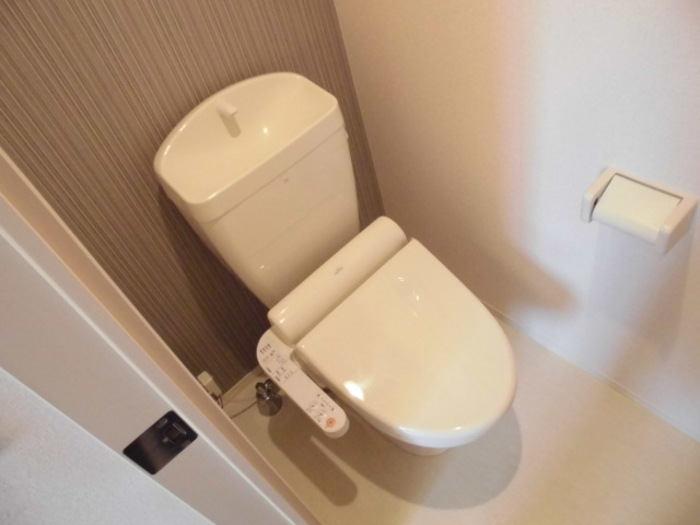 トイレ　コンパクトで使いやすいトイレです