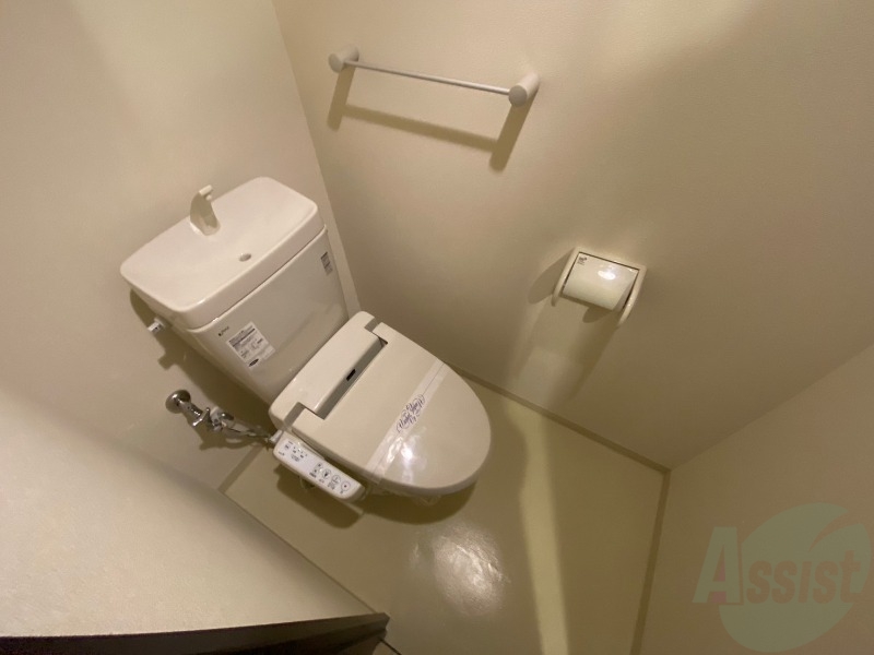 トイレ　ウォシュレット機能がついたトイレ。安心して使用できますね