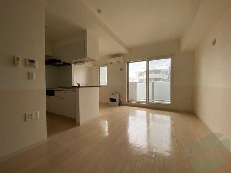 居室・リビング　広くてキレイなお部屋が広がっていて、充実した生活が送れそう。