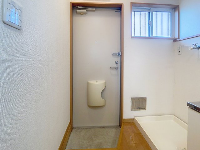 玄関　同タイプサンプル写真