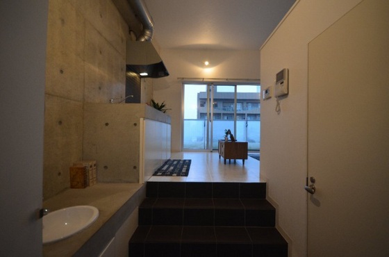 玄関　※別部屋の写真です