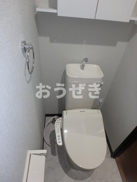 トイレ　?
