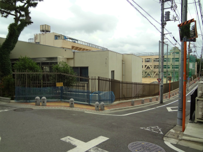 小学校　区立旗の台小学校（小学校）まで489m