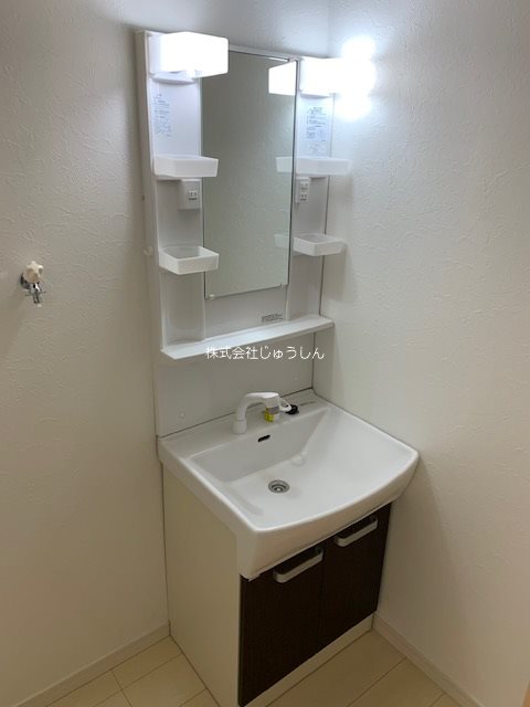 洗面設備　同仕様写真