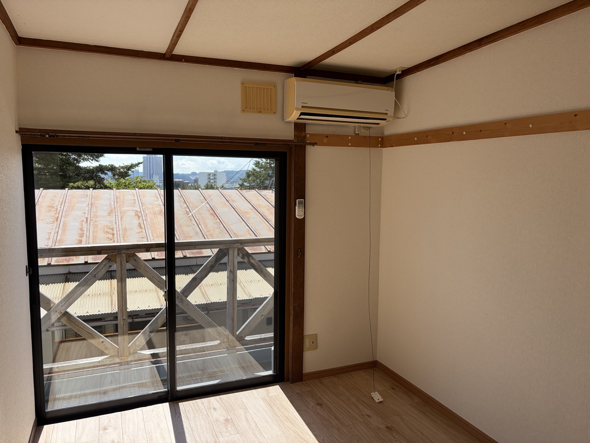 ジュネス北山の居間写真
