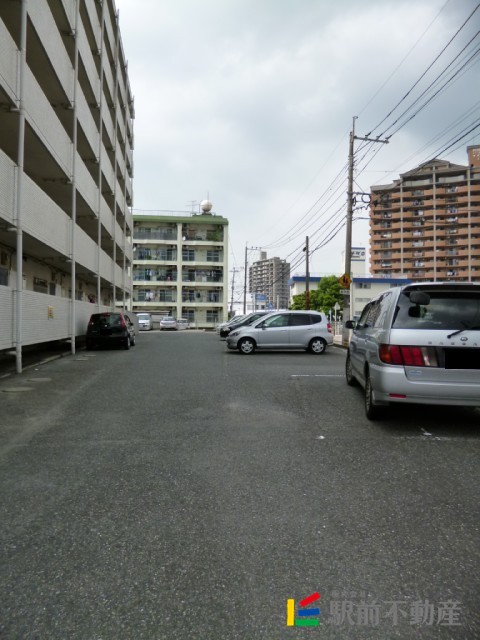 駐車場　駐車場の様子です
