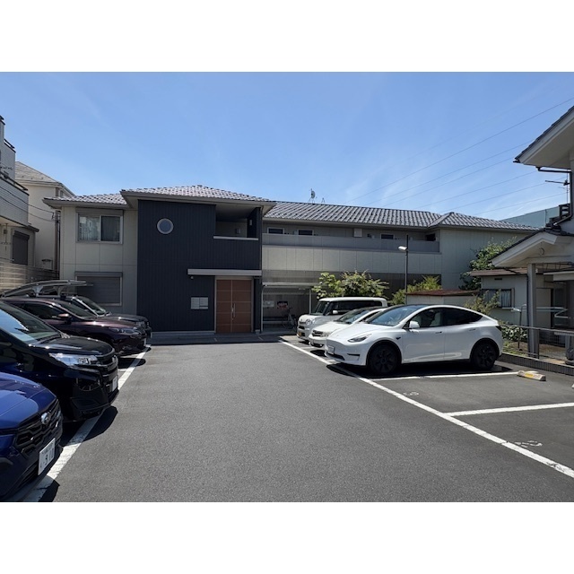 建物外観　積水ハウス施工！高級感のある佇まい！