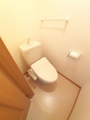 トイレ　トイレもきれいです