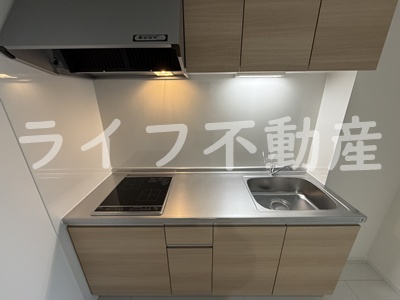 キッチン　コンパクトなキッチンで掃除もラクラク