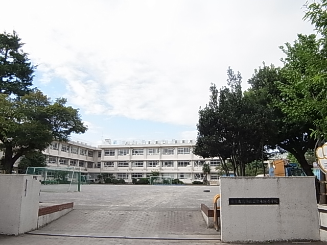 小学校　葛飾区立宝木塚小学校（小学校）まで709m