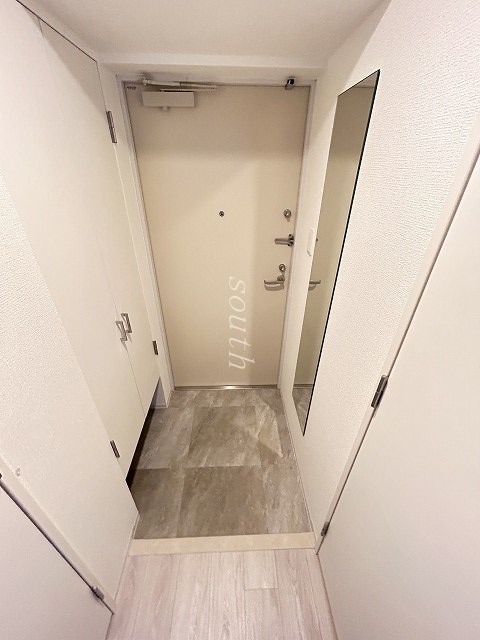 玄関　シューズＢＯＸ付きの玄関