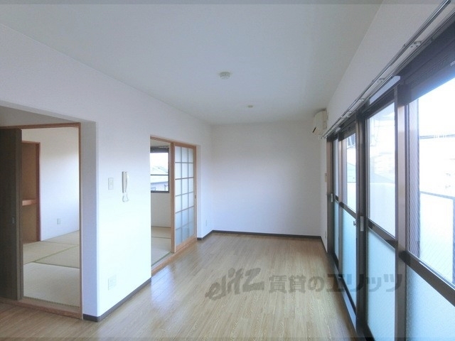 居室・リビング　居室