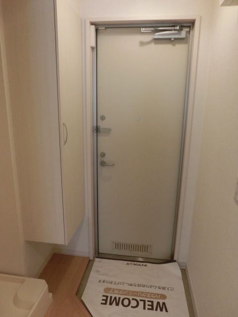 玄関　下駄箱完備の玄関