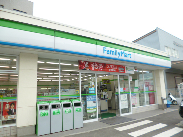 コンビニ　ファミリーマート　油屋森崎店（コンビニ）まで174m