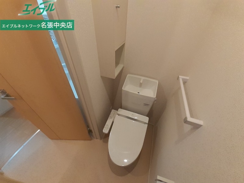 トイレ　同型タイプ画像