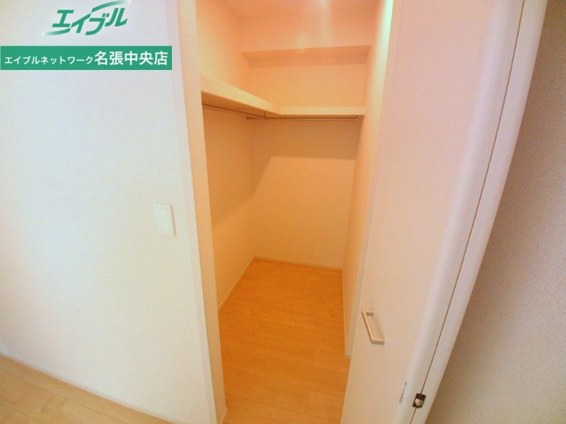 収納　同型タイプ画像