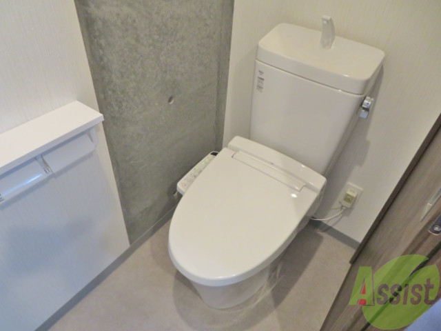トイレ　バス・トイレが別なので落ち着いた空間になっています。