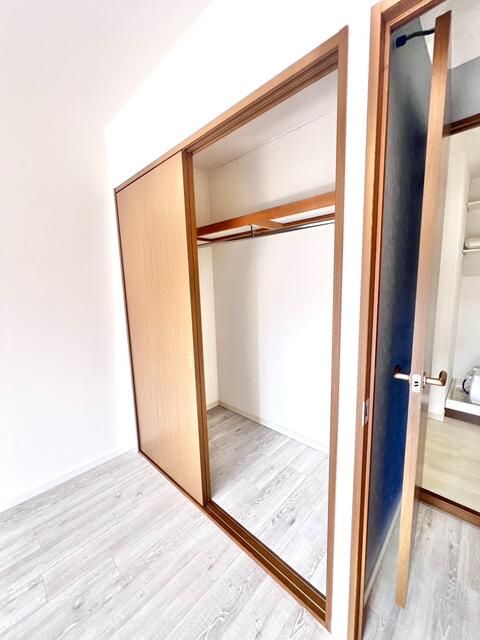 収納　参考写真（同物件別部屋）