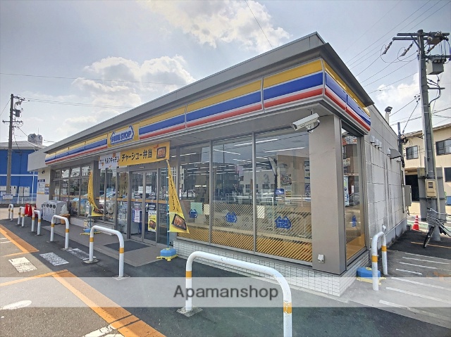 コンビニ　ミニストップ（コンビニ）まで392m