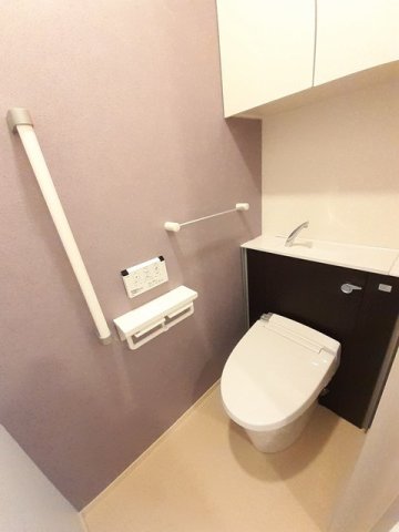 トイレ　コンパクトで使いやすいトイレです