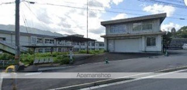 小学校　稙田小学校（小学校）まで1236m