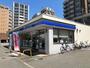 コンビニ　ローソン 比恵町店（コンビニ）まで303m