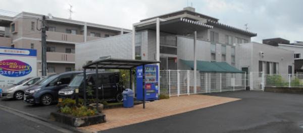 幼稚園・保育園　コスモ ナーサリー（幼稚園・保育園）まで383m