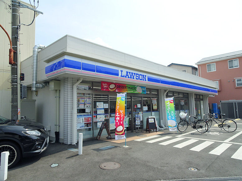 コンビニ　ローソンさいたま領家七丁目店（コンビニ）まで386m
